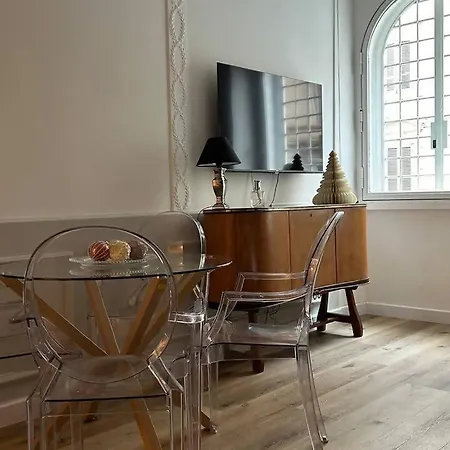 Crispi 30 Stylish Apartament