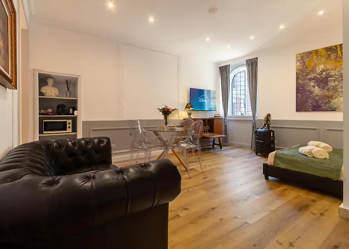 Crispi 30 Stylish Διαμέρισμα *